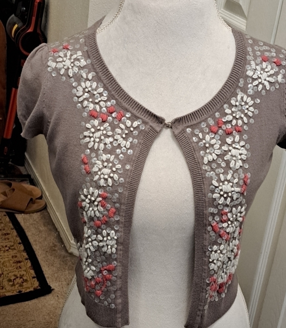 INC International Concepts Grey Embellished Cropped Sweater  Size S